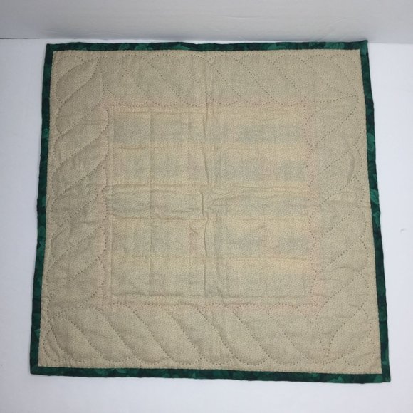 Vintage 90s Hand Made Quilted Christmas Wall Hanging Attic Windows Quilt 18"X18" - Picture 3 of 5